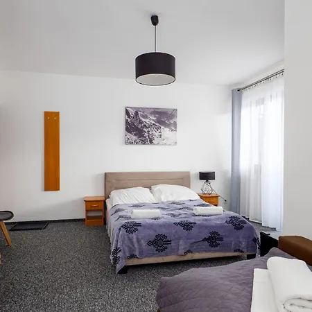 84 & Jacuzzi & Sauna Nocleg ze śniadaniem